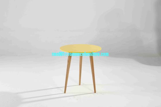 Mesa de comedor con tapa de MDF en oferta, patas de madera T1703