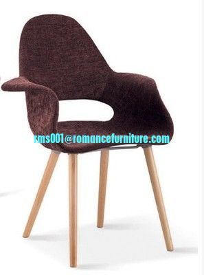 Silla de ocio con patas de madera de fábrica china y brazos de plástico PC615