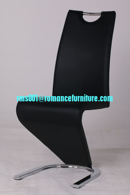 silla de comedor con respaldo alto de diseño moderno popular y elegante silla de comedor de cuero con forma de Z C5045