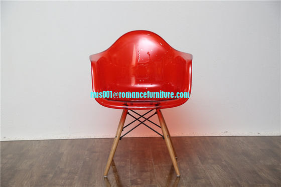 silla de plástico con reposabrazos de diseño atractivo transparente PC612