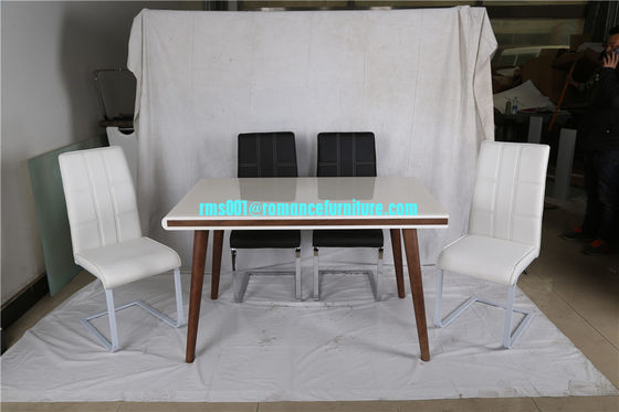 Mesa de comedor de MDF blanco T601