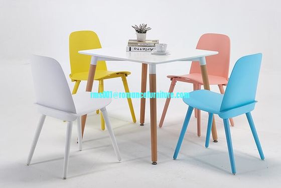 Silla de plástico de diseño moderno, silla de exterior, silla de ocio, colorida PC675