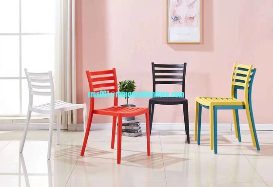 Silla de banquete, silla de boda con PP, diferentes colores, silla chiavari, silla tiffany PC955