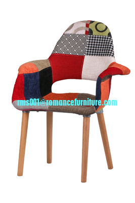 Silla de ocio con patas de madera de fábrica china y brazos de plástico PC615