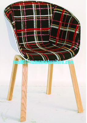 Venta caliente restaurante silla de plástico apilada silla de banquete PC1750